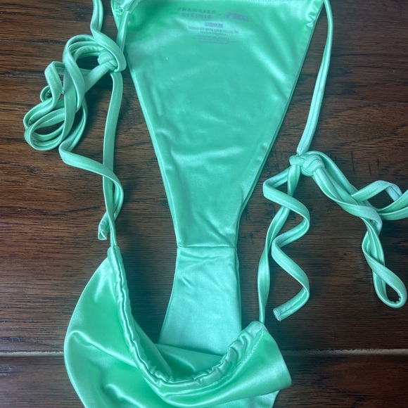 2 piece bikini - Picture 4 of 4